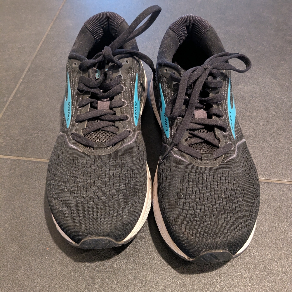 Brooks Black and Blue Athletic Shoes